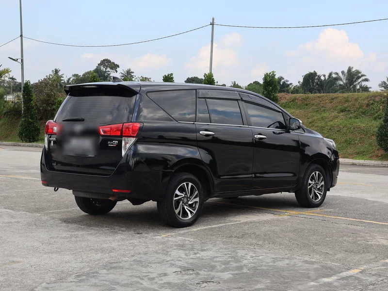 Toyota Innova used for private transfers