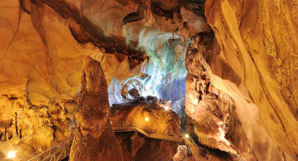 Gua Tempurung - Ipoh Attractions