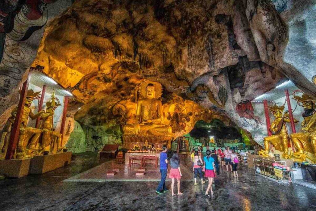 Perak Cave Temple - Ipoh Attractions