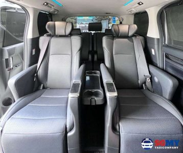 Alphard-Inside-1